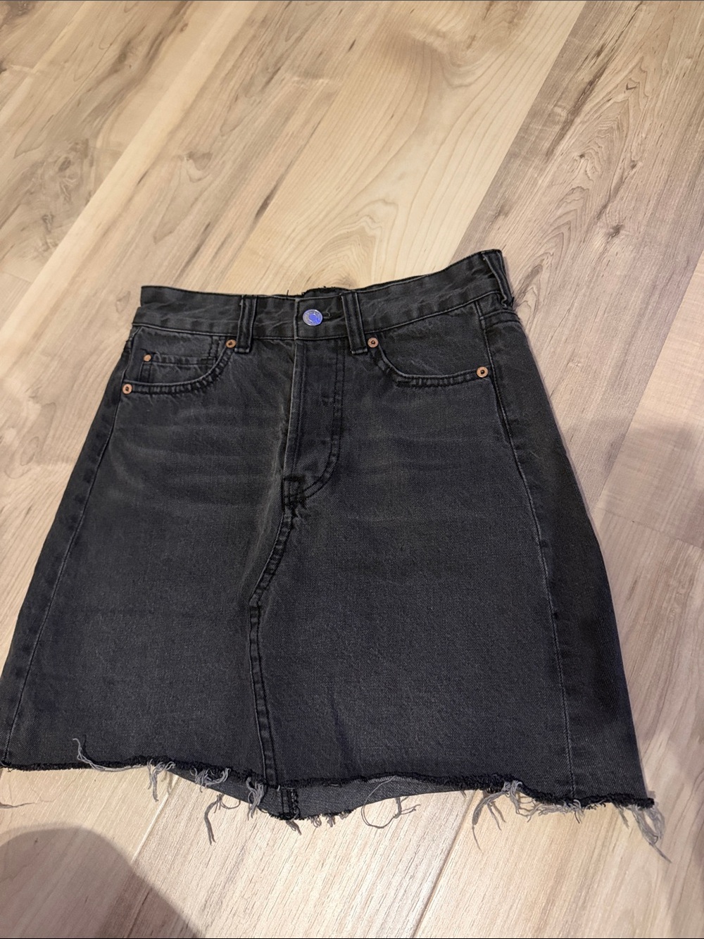 Size 2 h&m black denim mini skirt